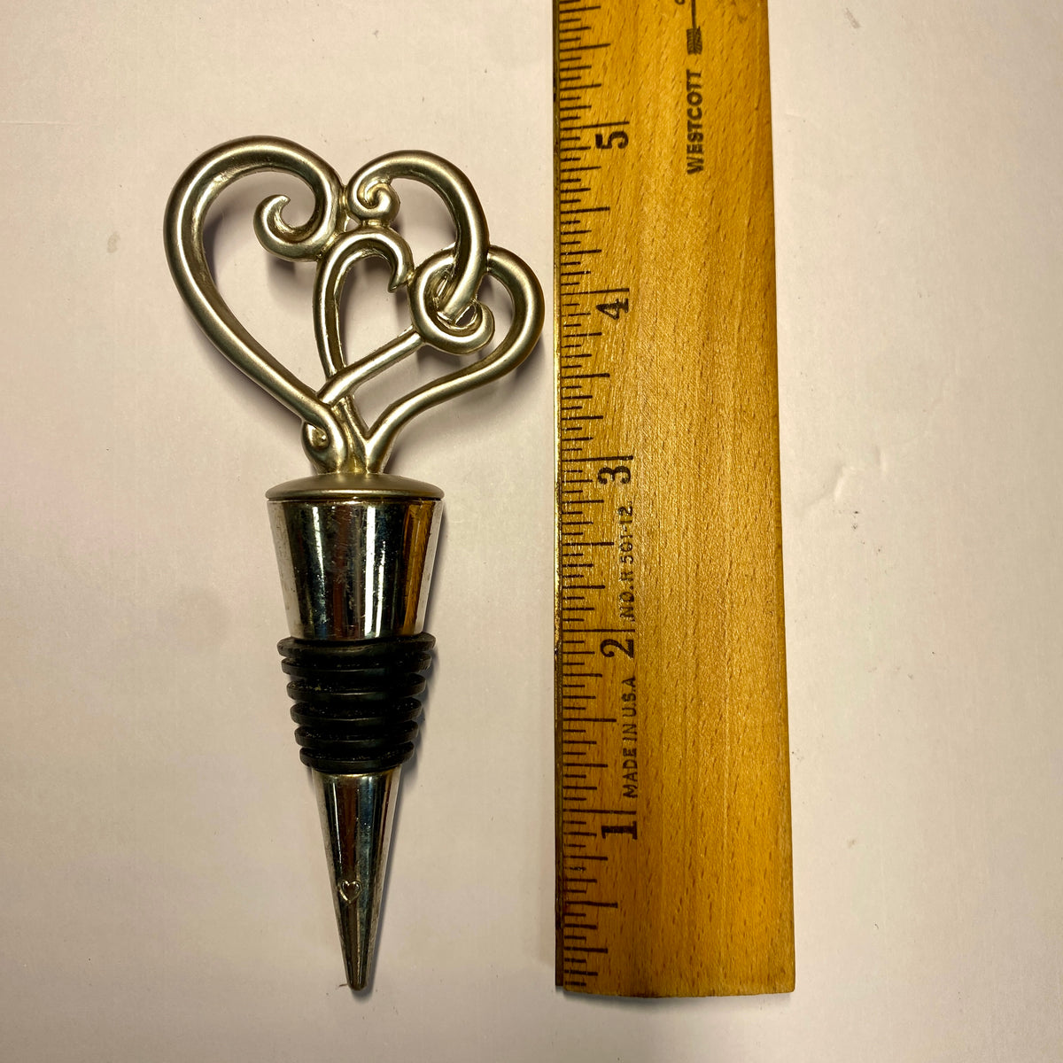 Wine Bottle Stopper Silver Tone Metal Interlocking Heart Design