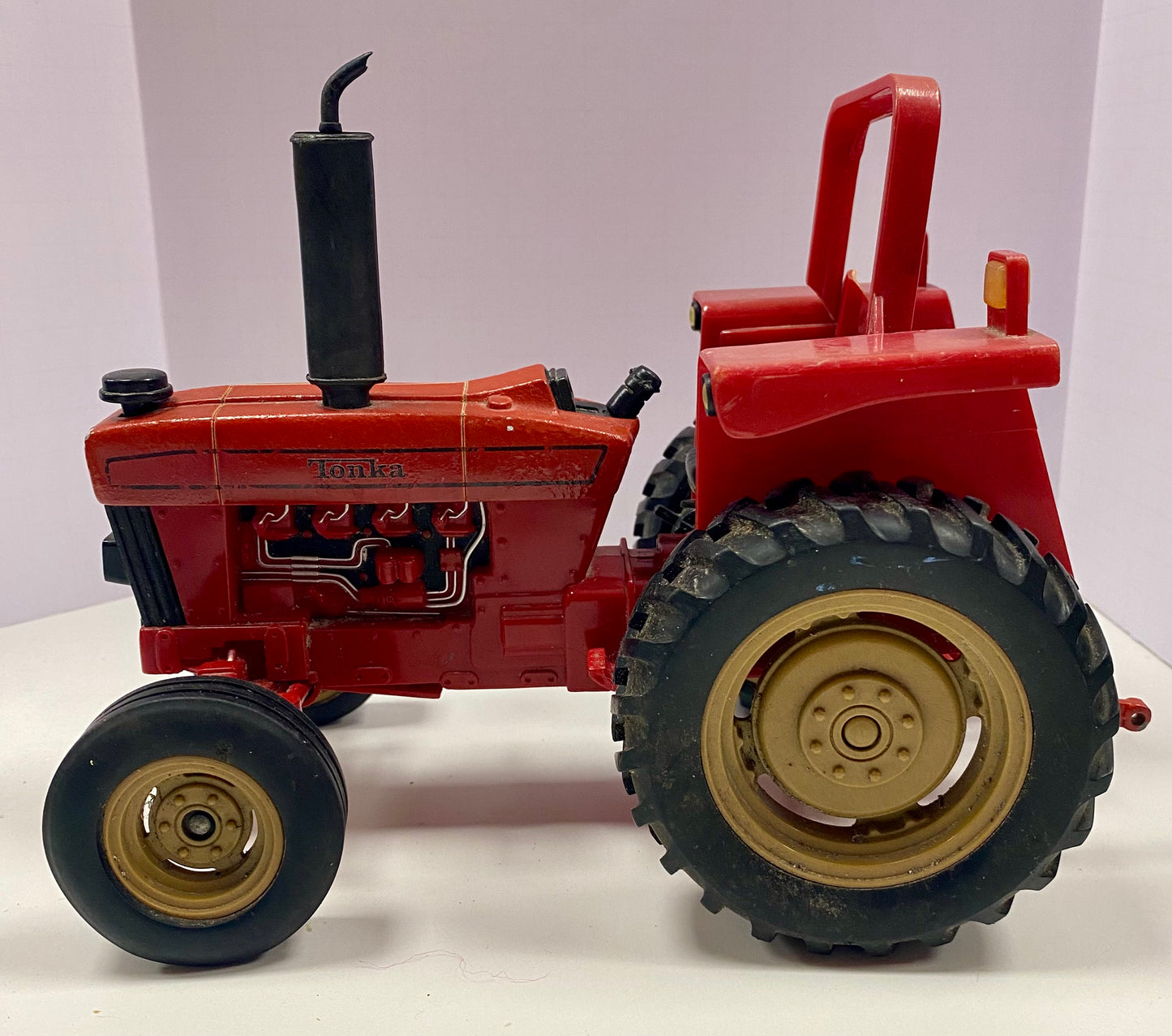 Tonka 2001 International Harvester Die Cast Made in U.S.A