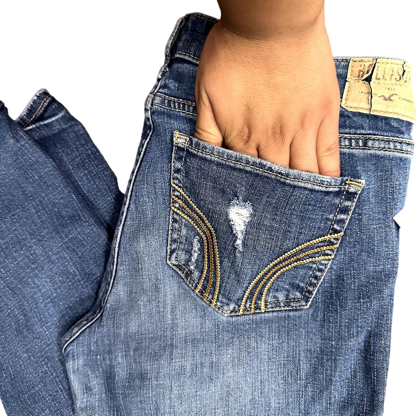 Hollister Junior 11R Straight Leg Denim Blue Jeans Distressed Ripped Medium Wash