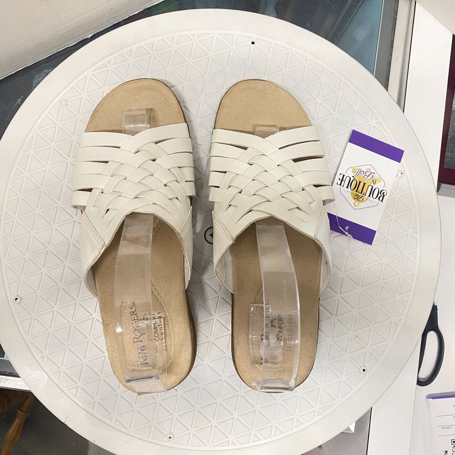 Kim Rogers Jovie Sandals White Womens 8 Ultra Comfort Technology Resort Vacation