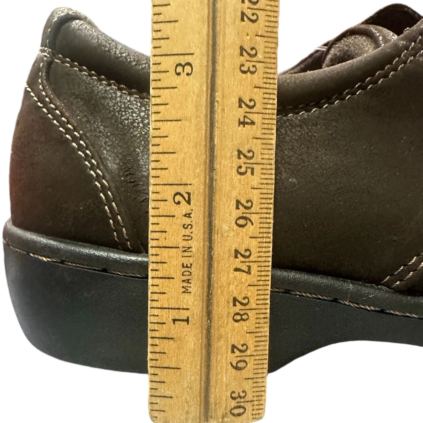 Eastland Womens 8W Brown Pandora Oxford Shoes Lace Up Round Toe Cushioned Insole