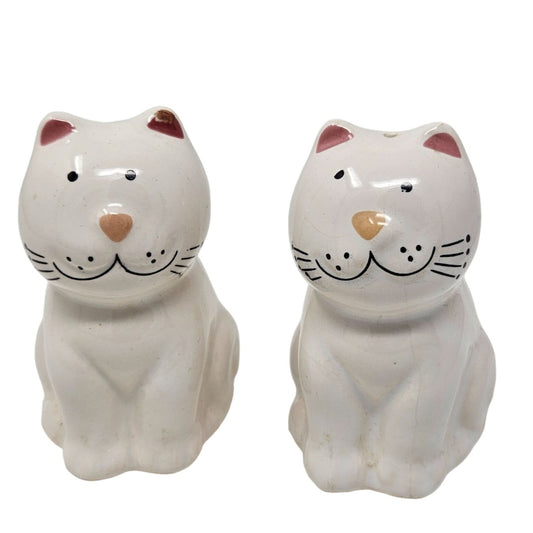 Vintage White Cat Salt And Pepper Shaker Dinnerware Home Goods Made in Brazil