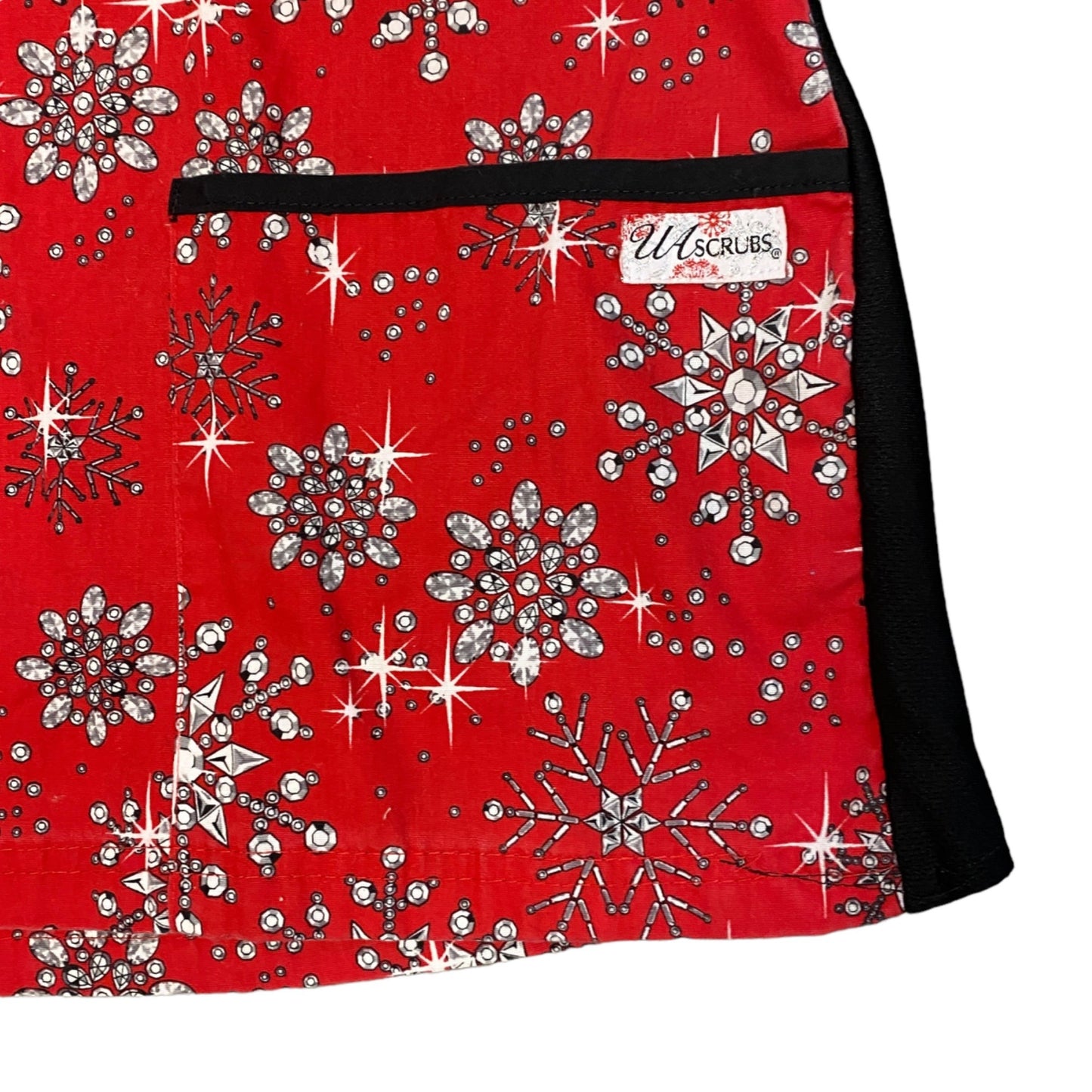 UA Scrubs L Red Snowflake Print Scrub Top Stretch Knit Side Panel Christmas