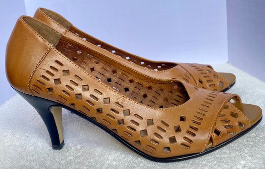 Madison Studio Tan Leather Peep Toe Cutout Lace Size 8