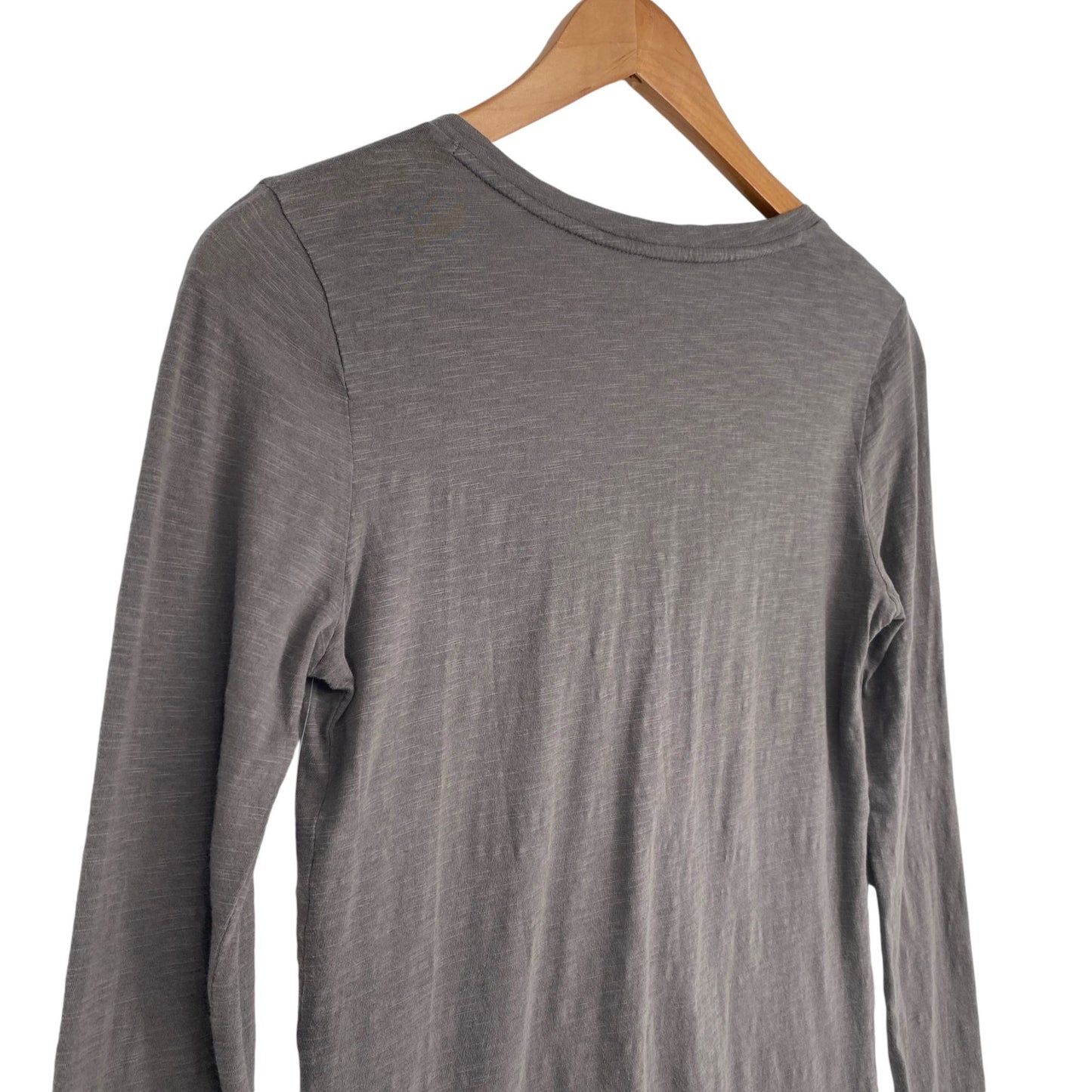 Ann Taylor Loft Womens S Long Sleeve Gray Top Ruffled VNeck Blouse