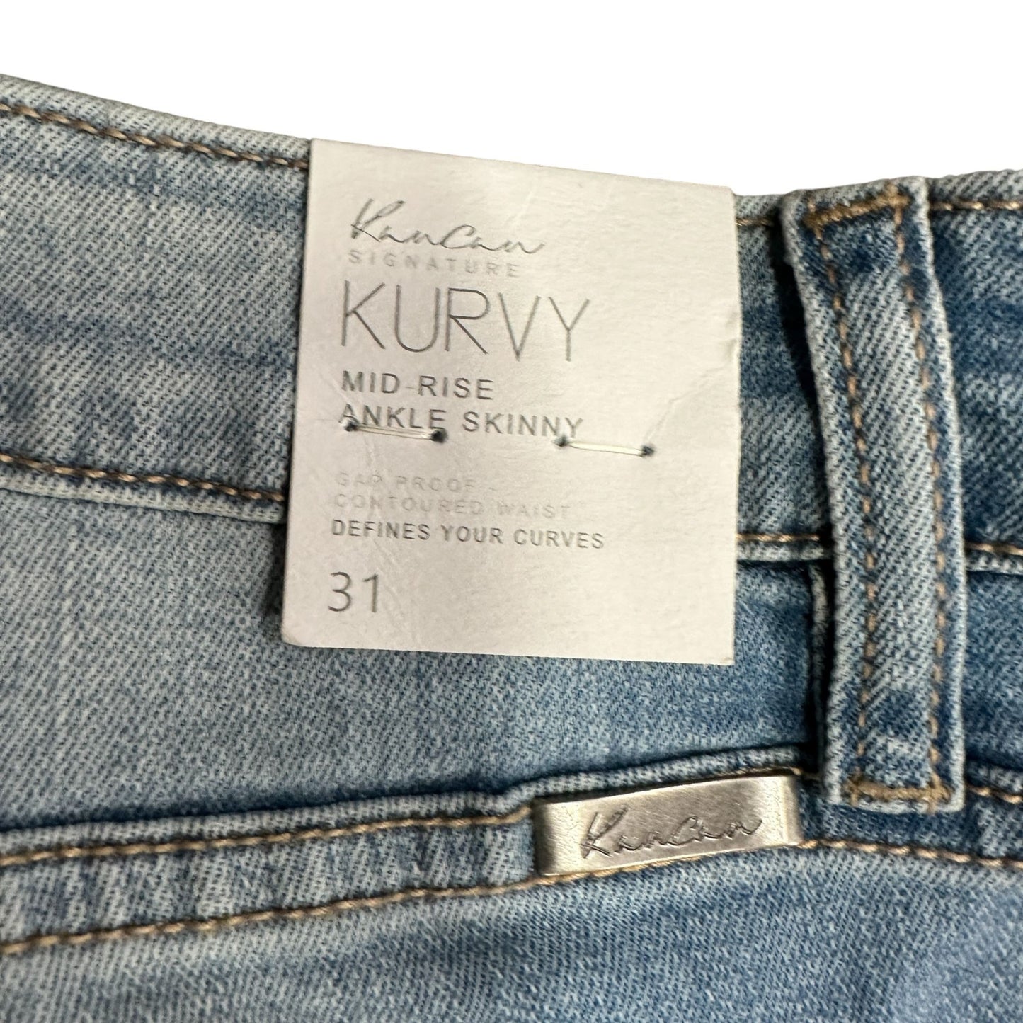 NWT KanCan Signature 31 Kurvy Mid Rise Ankle Skinny Jeans Distressed Raw Hem