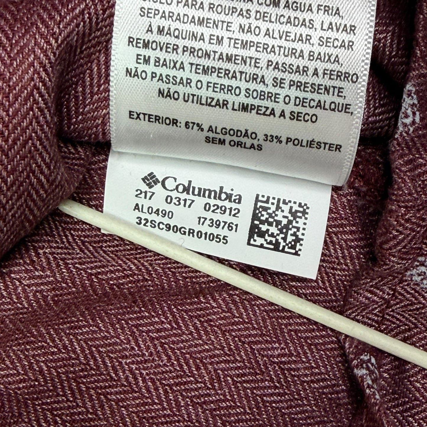 Columbia Shirt Out and About Burgundy Polka Dot Roll Tab Long Sleeve Button Up