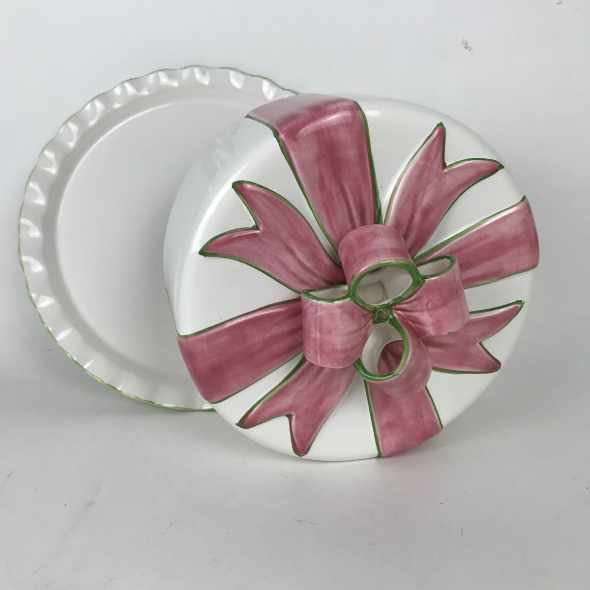 Vintage Alabaster Ribbons and Bows 1996 for Portugal Ceramics Cake Plate Cover