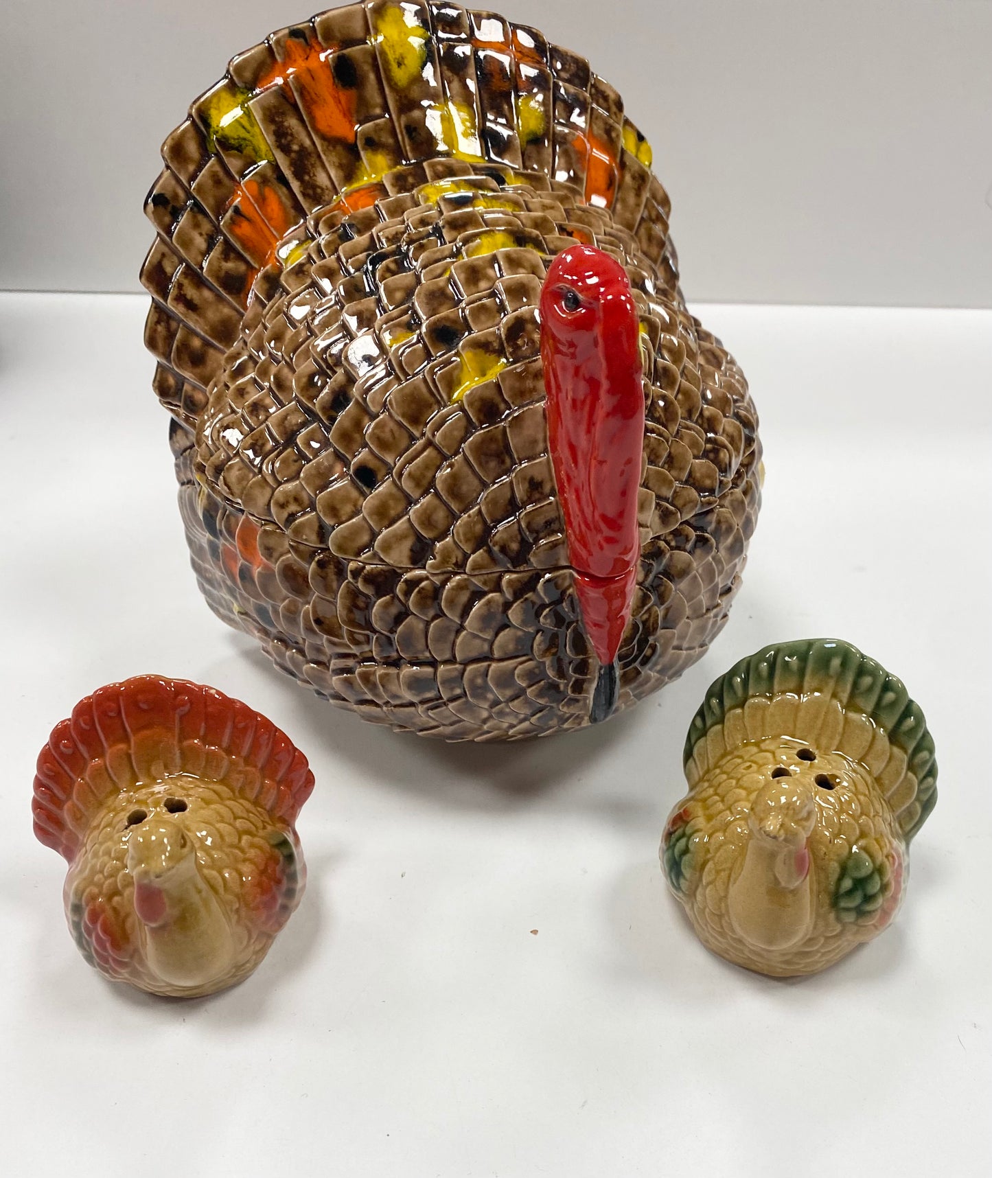 Vintage Ceramic Thanksgiving Turkey Table Ware Set