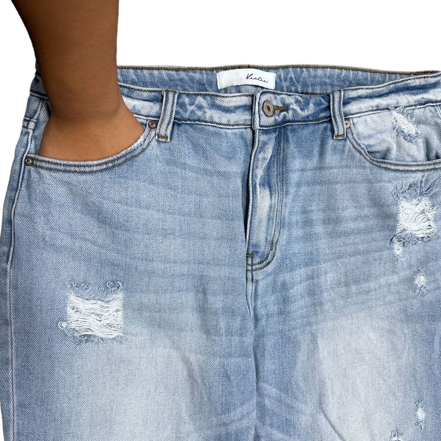 KanCan Greer Ultra High Rise Mom Jeans 11/29  Juniors Lt Wash Distressed KC9226M