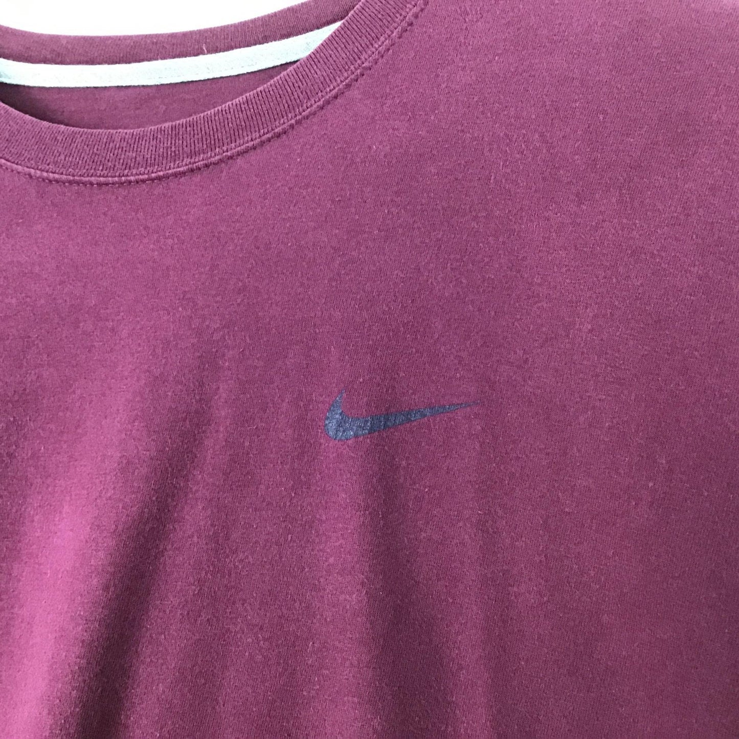 Nike XL Athletic Knit Shirt Layering Regular Fit Long Sleeve Crew Neck Burgundy