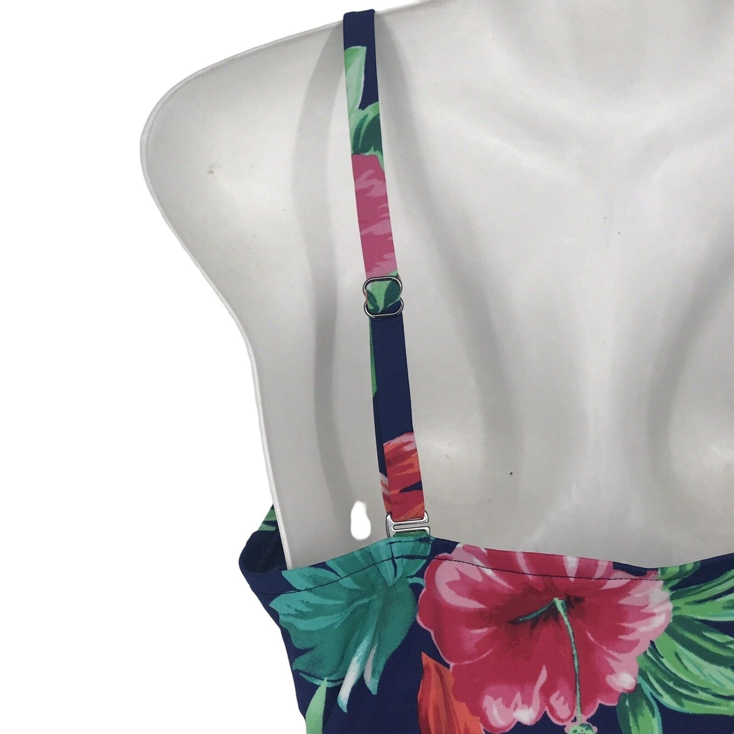 ST Johns Bay Womens 10 Tankini Built In Bra Underwire Tropical Print Adjustable