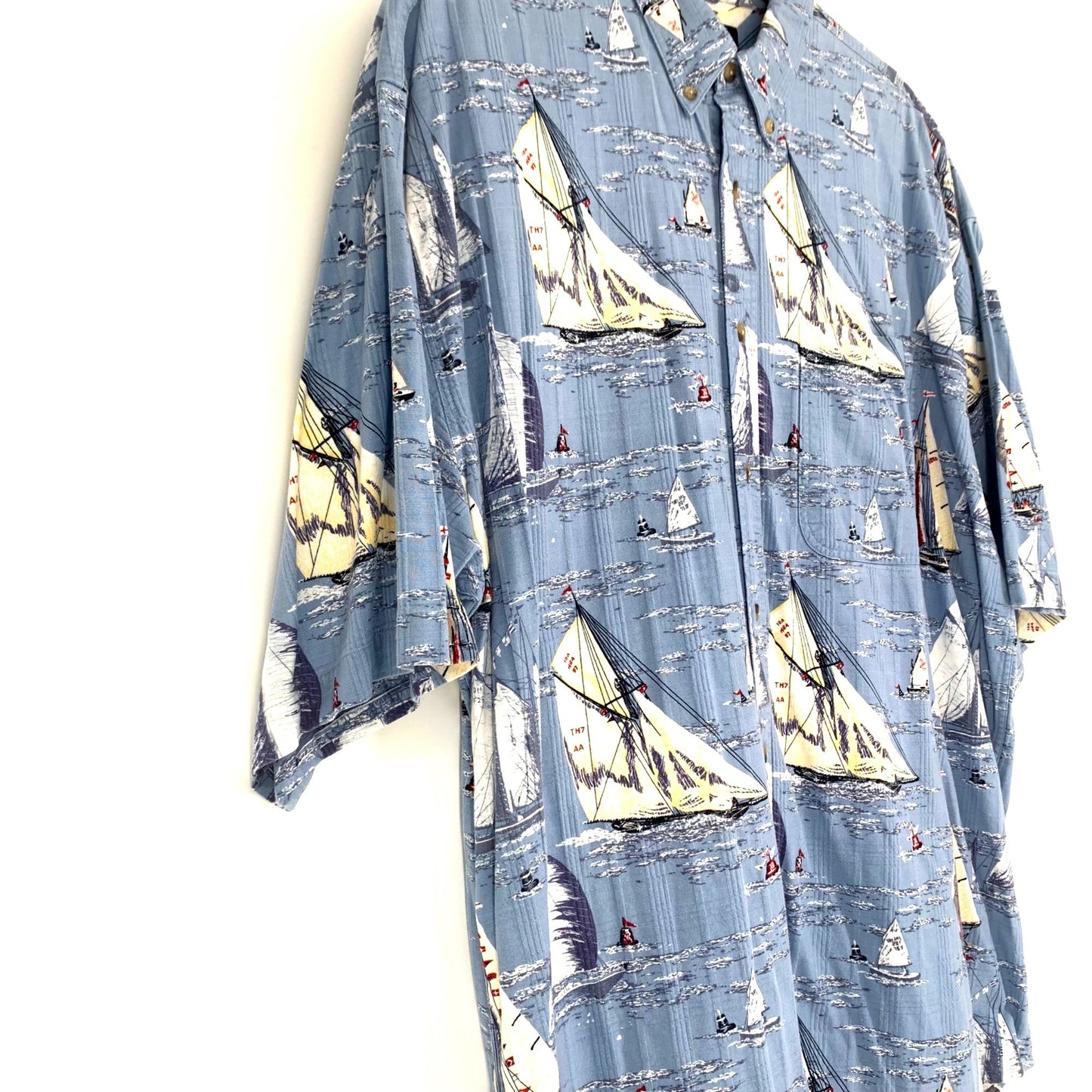 Keeler Bay XL Nautical Print Sail Boats Button Front Pocket Collar Short Sleeve