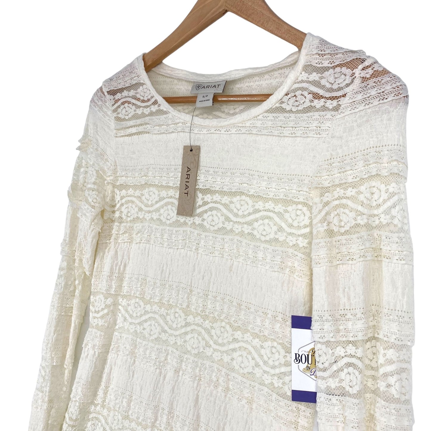 NWT Ariat Womens S Floral Baselayer Ivory Lace Blouse Long Sleeve Shirt Casual