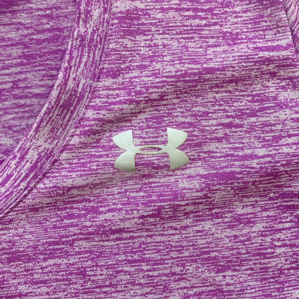 Under Armour Heat Gear XS Purple Vneck Dry Fit Athletic Shirt Short Sleeve