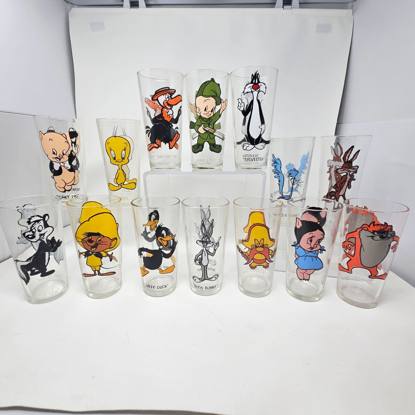 Vintage 1973 Looney Tunes Pepsi Drinking Glasses Warner Brothers Set of 14 Rare