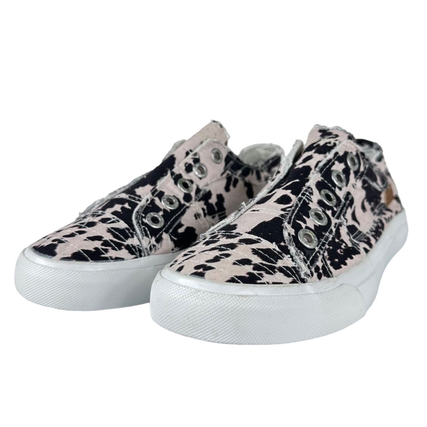 NWOB Blowfish Malibu Womens 9 Black White Cow Print Canvas Slip On Sneaker