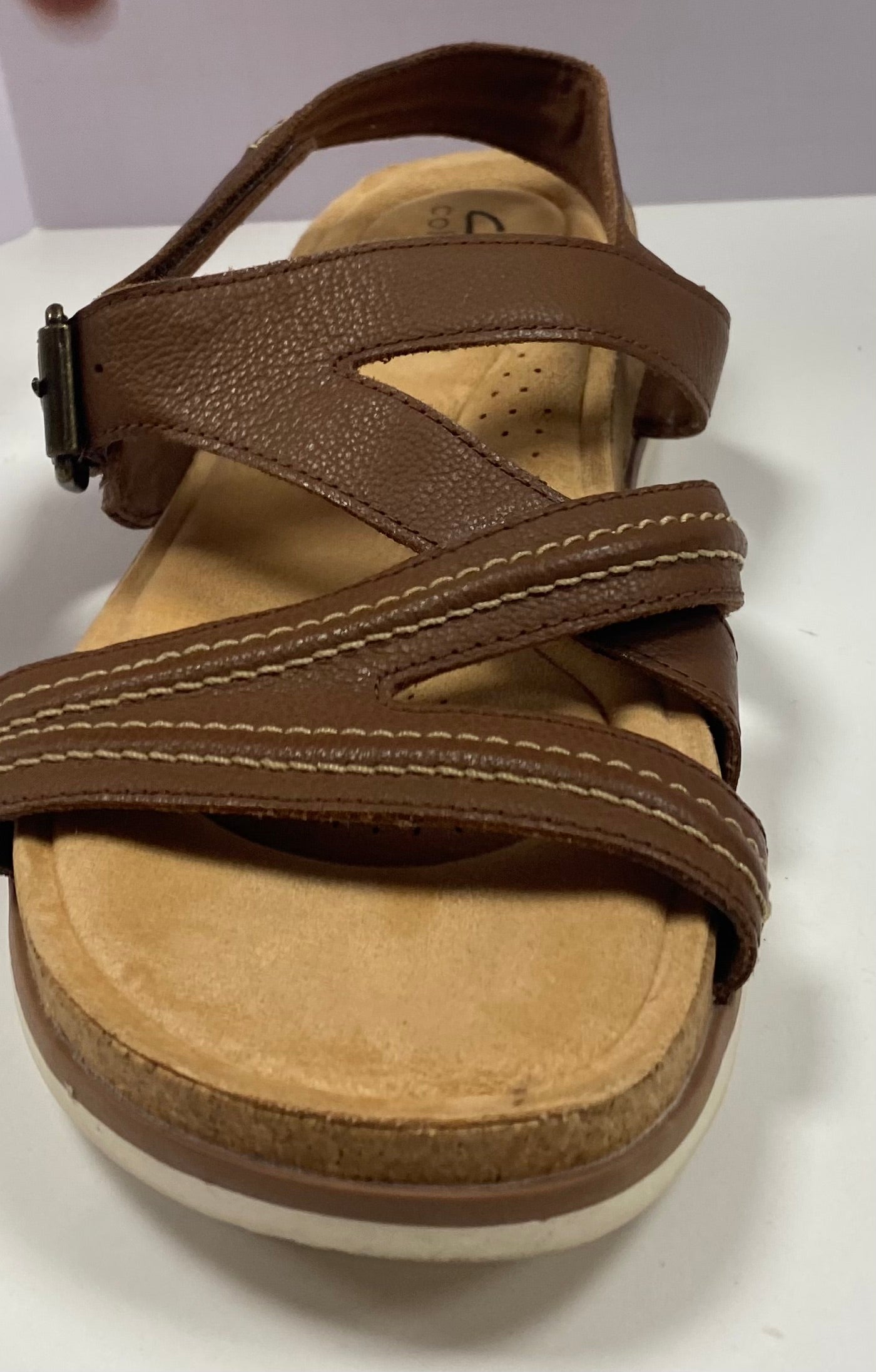 Clark Collection Brown Leather Ultimate Comfort Brynn Step Sandal Crisscross Strap 6