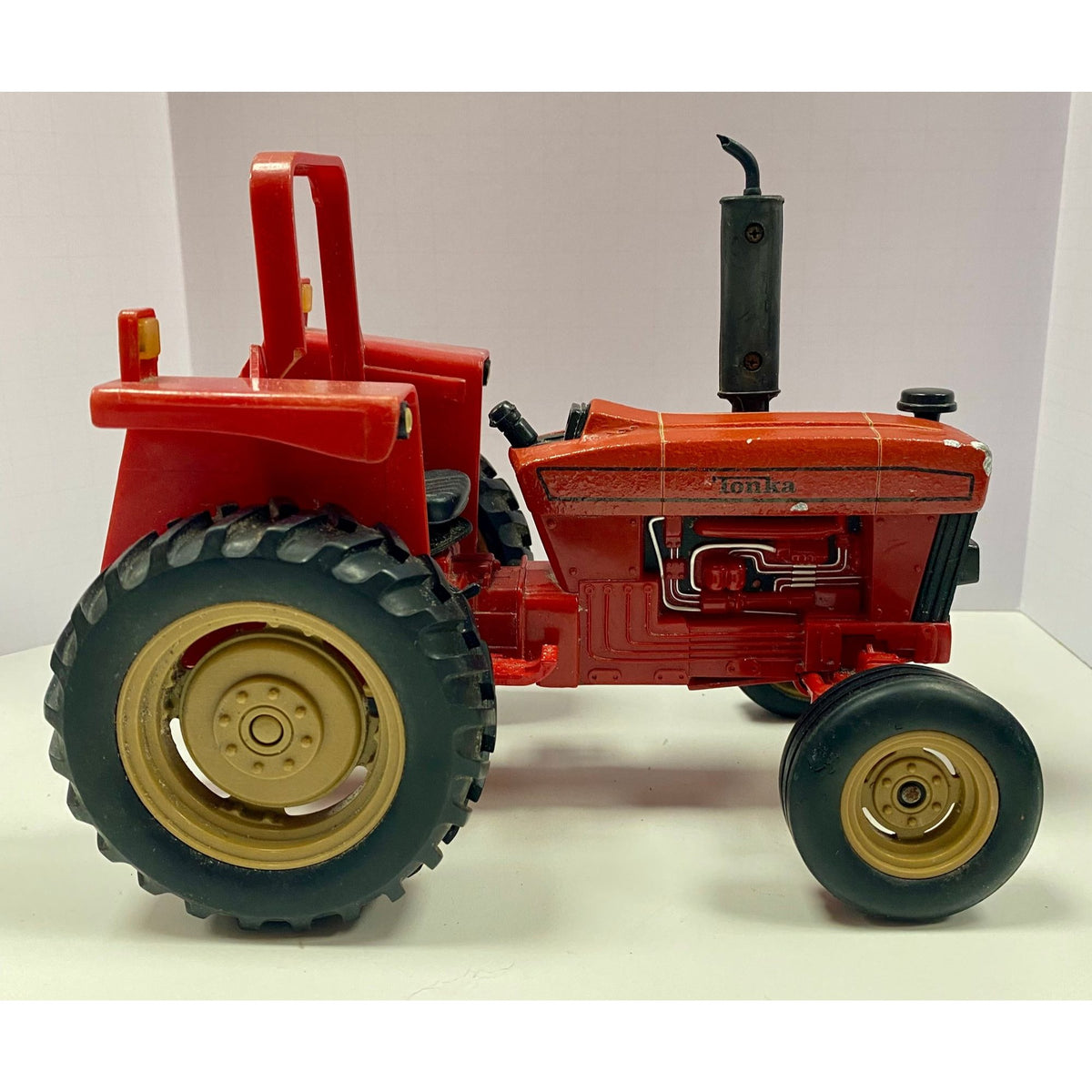 Tonka 2001 International Harvester Die Cast Made in U.S.A