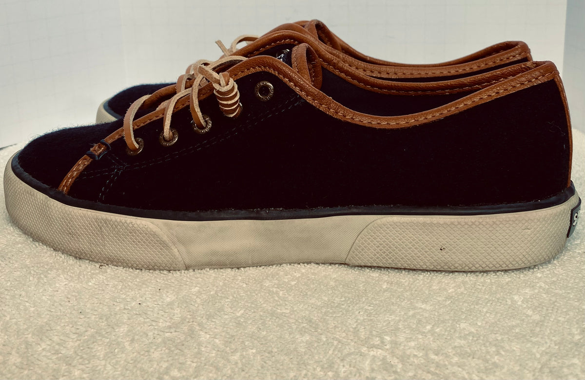 Sperry Navy Blue Casual size 7