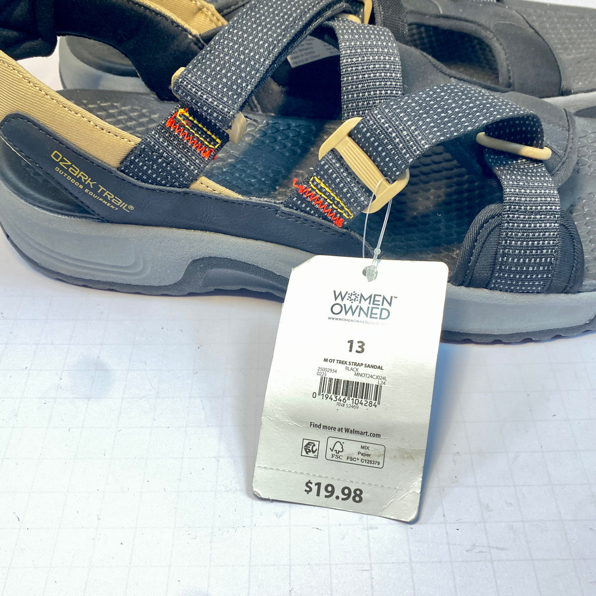 Ozark Trail Men’s Sandal Size 13 Adjustable Comfort Footbed Rugged Outsole