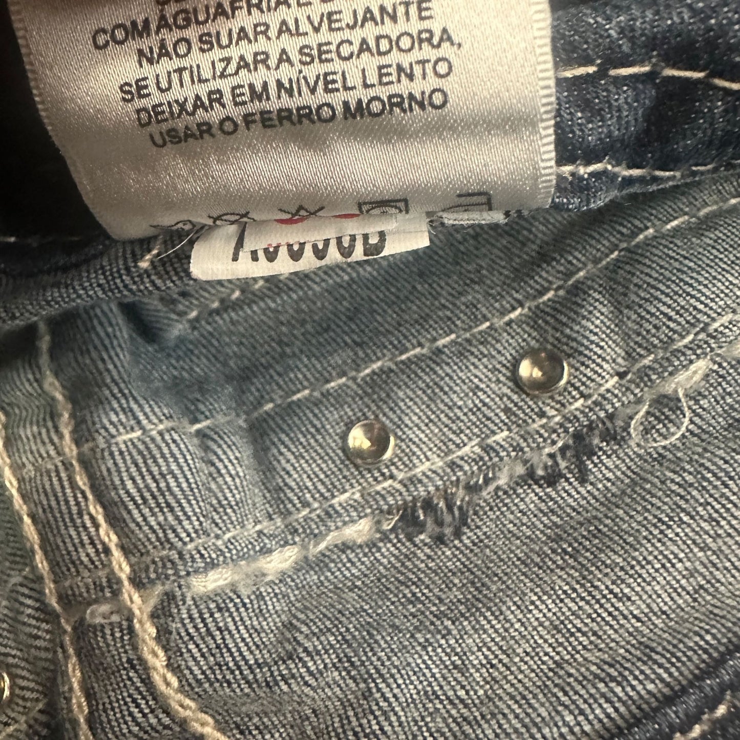 Miss Me Womens Size 30 Mid-Rise Cropped Jeans Blue Strech