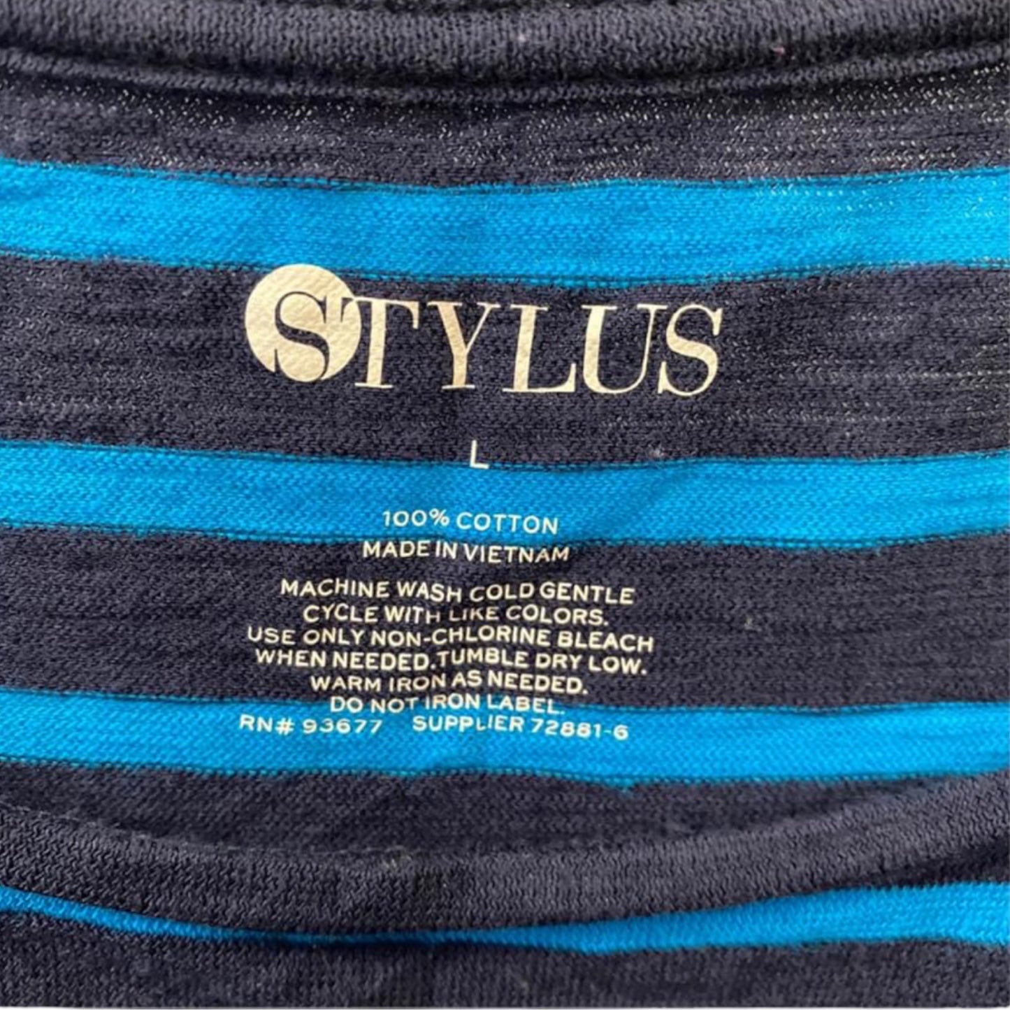 Stylus L Striped Blue Shirt 3/4 Sleeve Zipper Shoulder Detail Round Neck