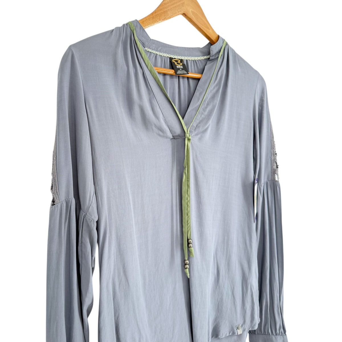 NWT Noble Outfitters XS Slate Gray Boho Peasant Blouse Folklore Lace Tassels