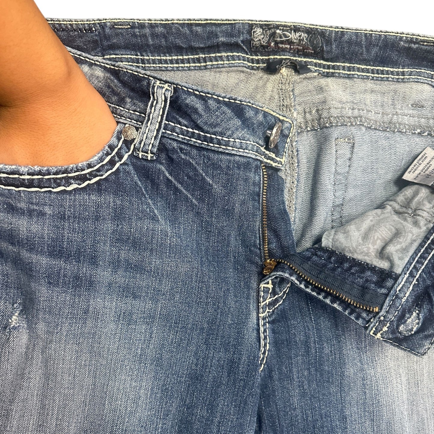 Silver Jeans Aiko Bootcut 16x33 Stretch Embroidered Lace Thick Stitch Distressed