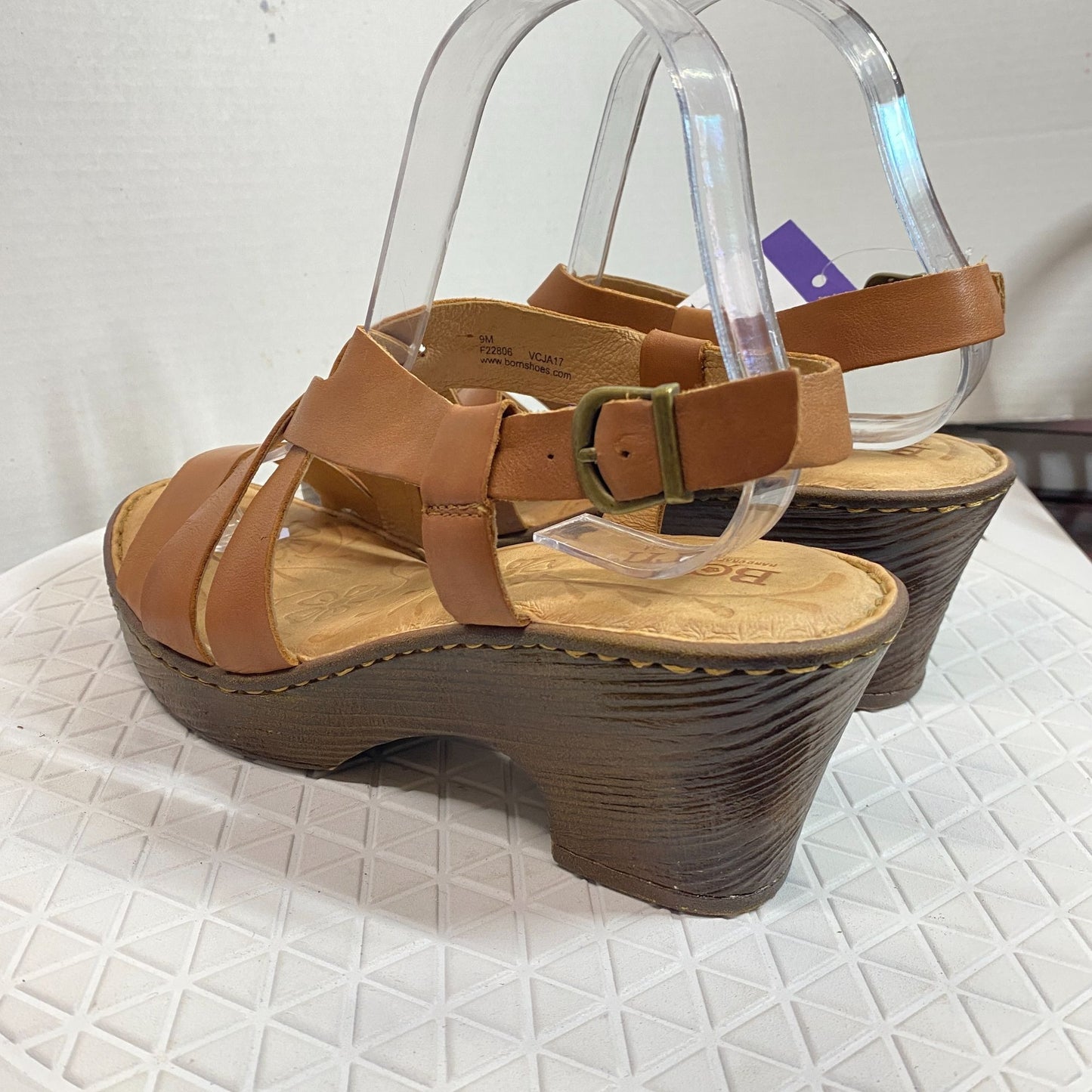 Born Leather Sandals 9 Chunky Block Heel Strappy Casual Comfort Shoes Tan F22806