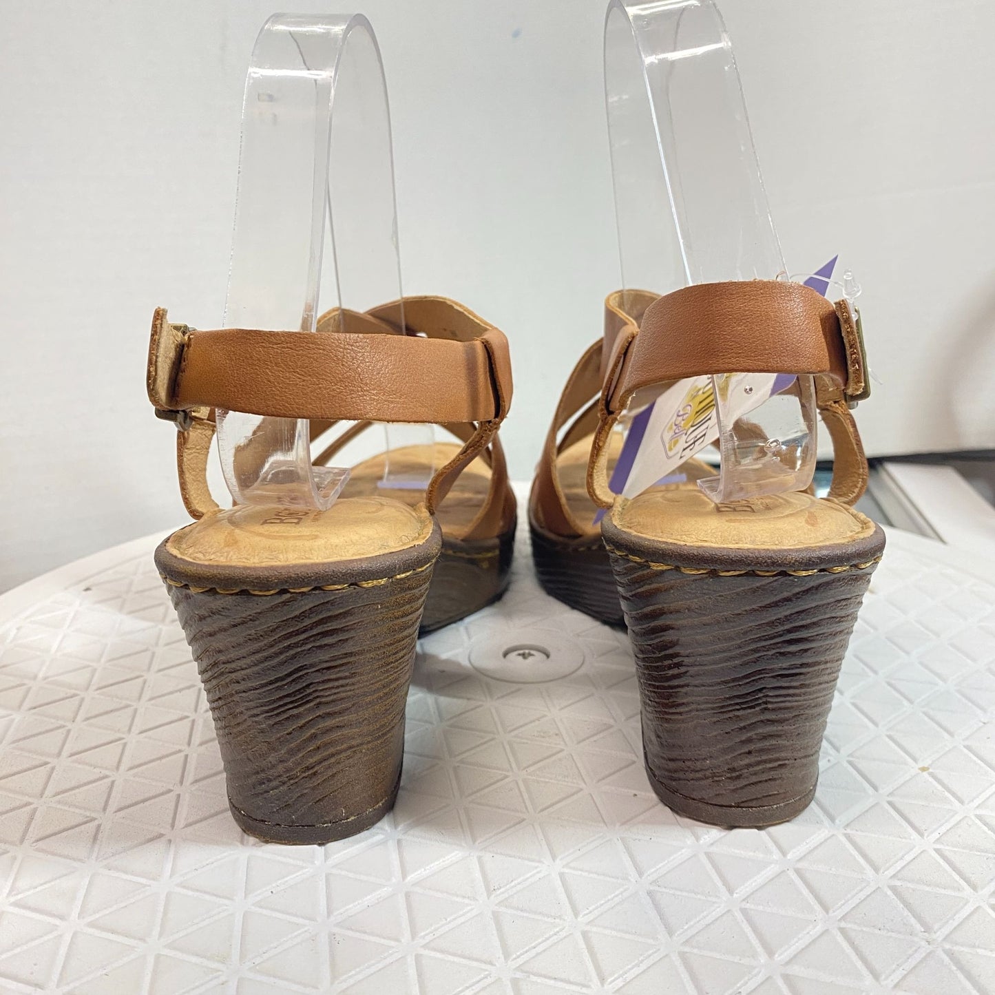 Born Leather Sandals 9 Chunky Block Heel Strappy Casual Comfort Shoes Tan F22806