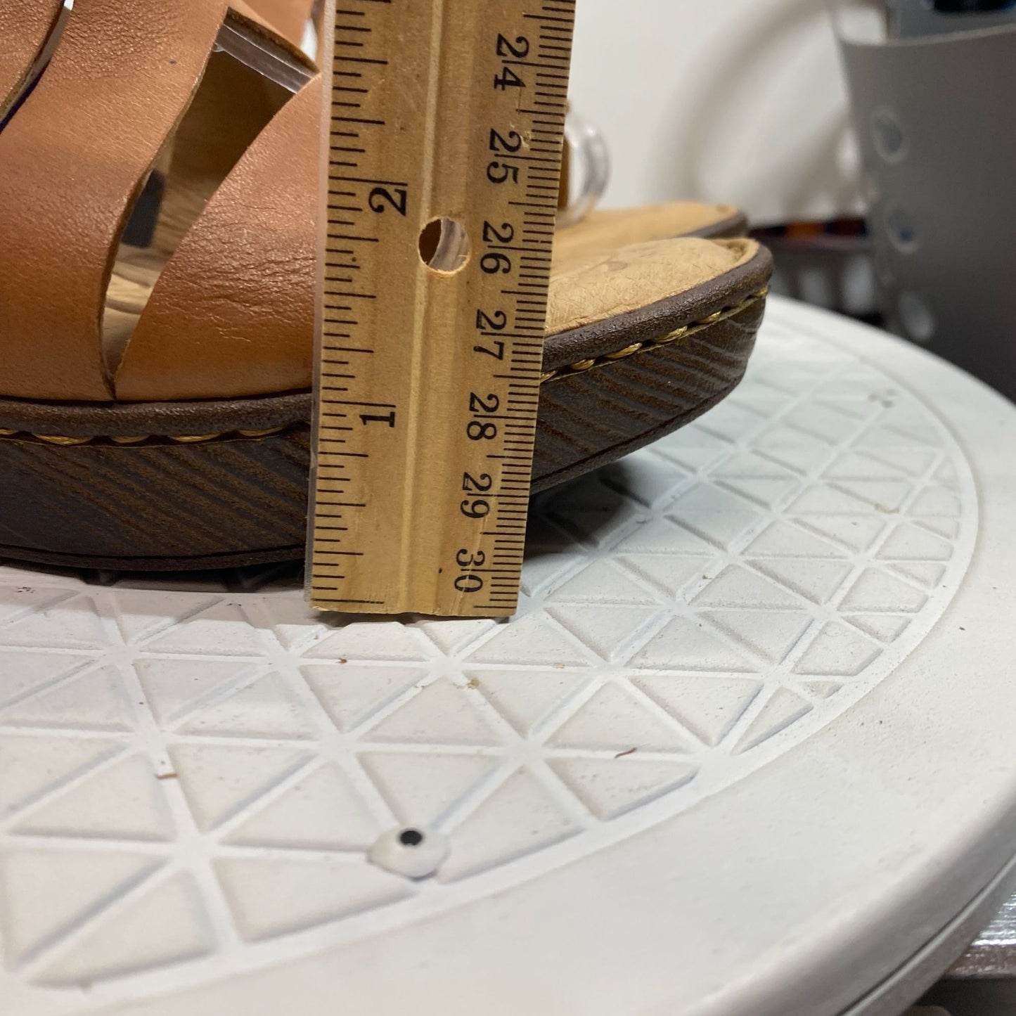 Born Leather Sandals 9 Chunky Block Heel Strappy Casual Comfort Shoes Tan F22806