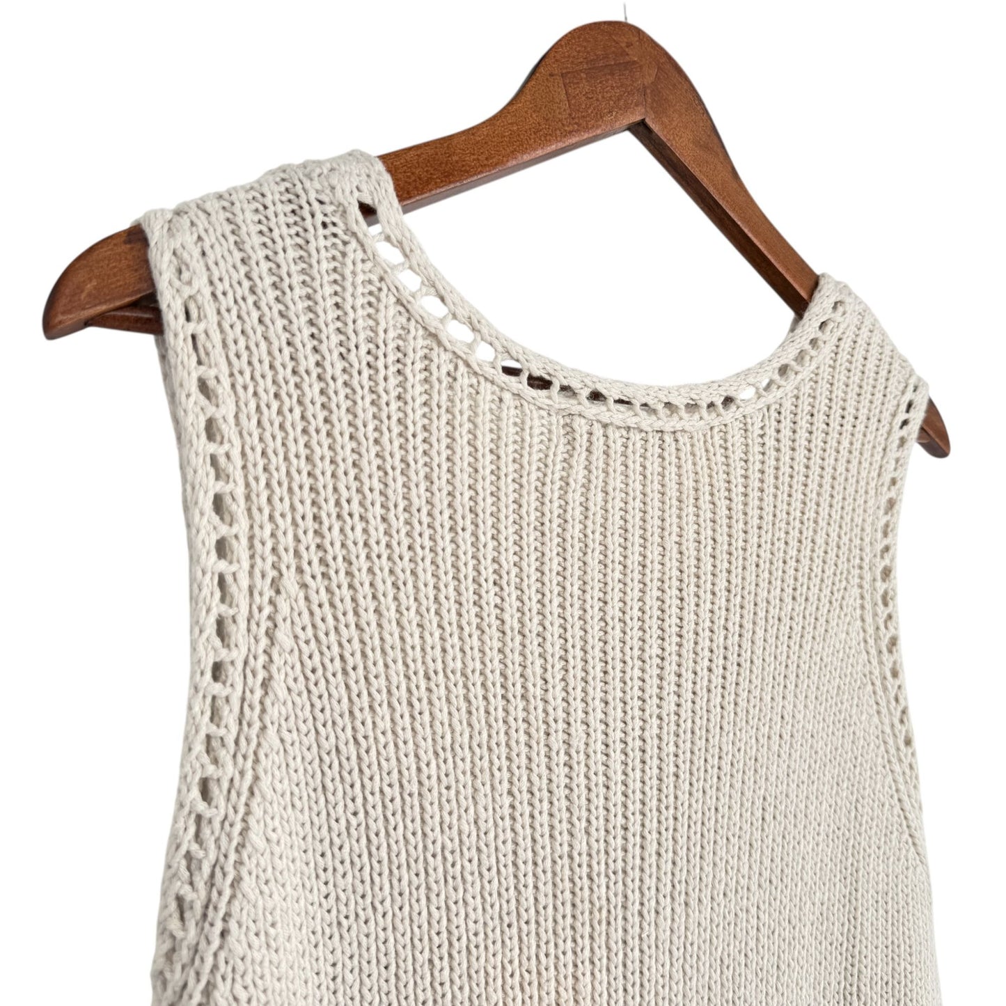 Cupcakes & Cashmere Womens L Beige Heavy Knit Sleeveless Sweater Lace Up Side