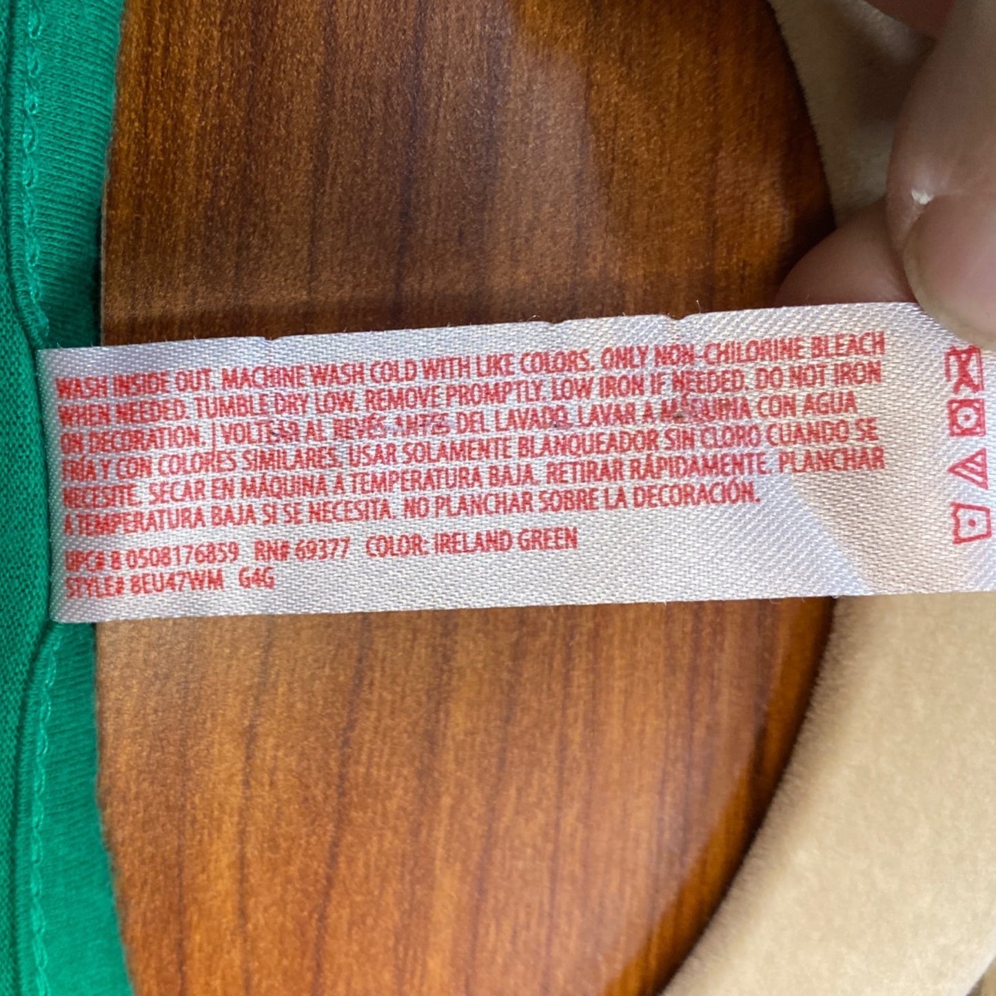 Christmas Tshirt 2XL 18/20 Green Embroidered Santa Casual Holiday Novelty Kitsch