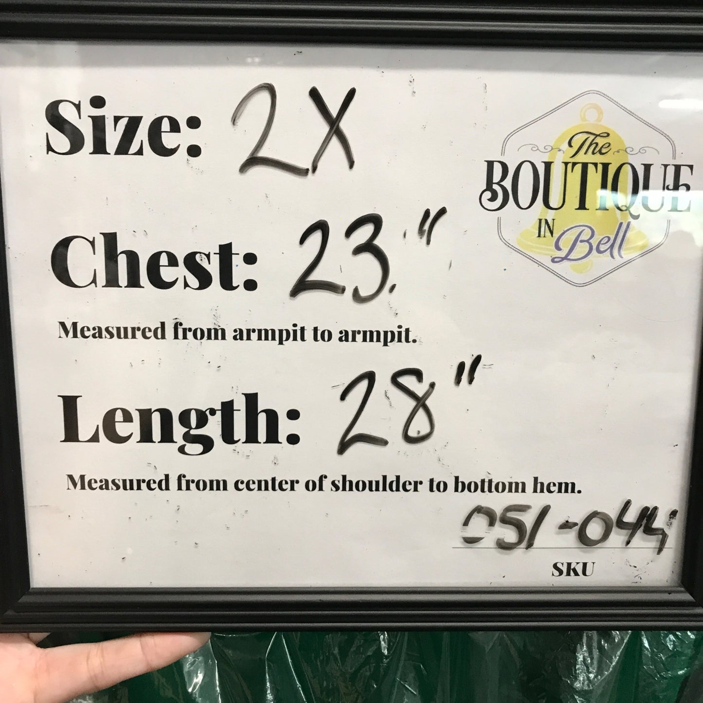 Christmas Tshirt 2XL 18/20 Green Embroidered Santa Casual Holiday Novelty Kitsch