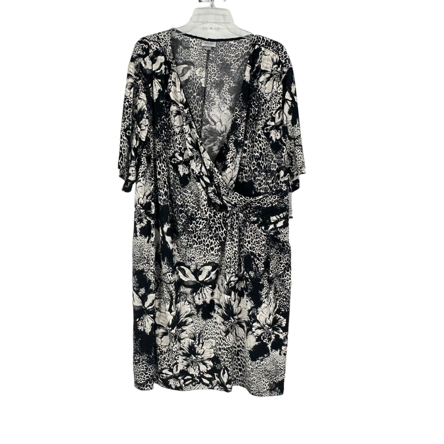 Avenue 30/32 Dress Black White Floral Animal Print Surplice VNeck Knee Length