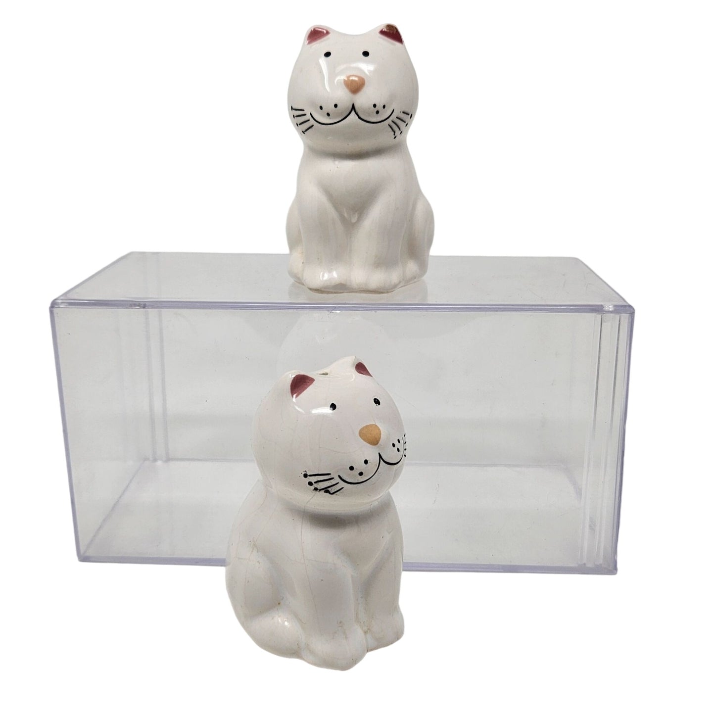 Vintage White Cat Salt And Pepper Shaker Dinnerware Home Goods Made in Brazil