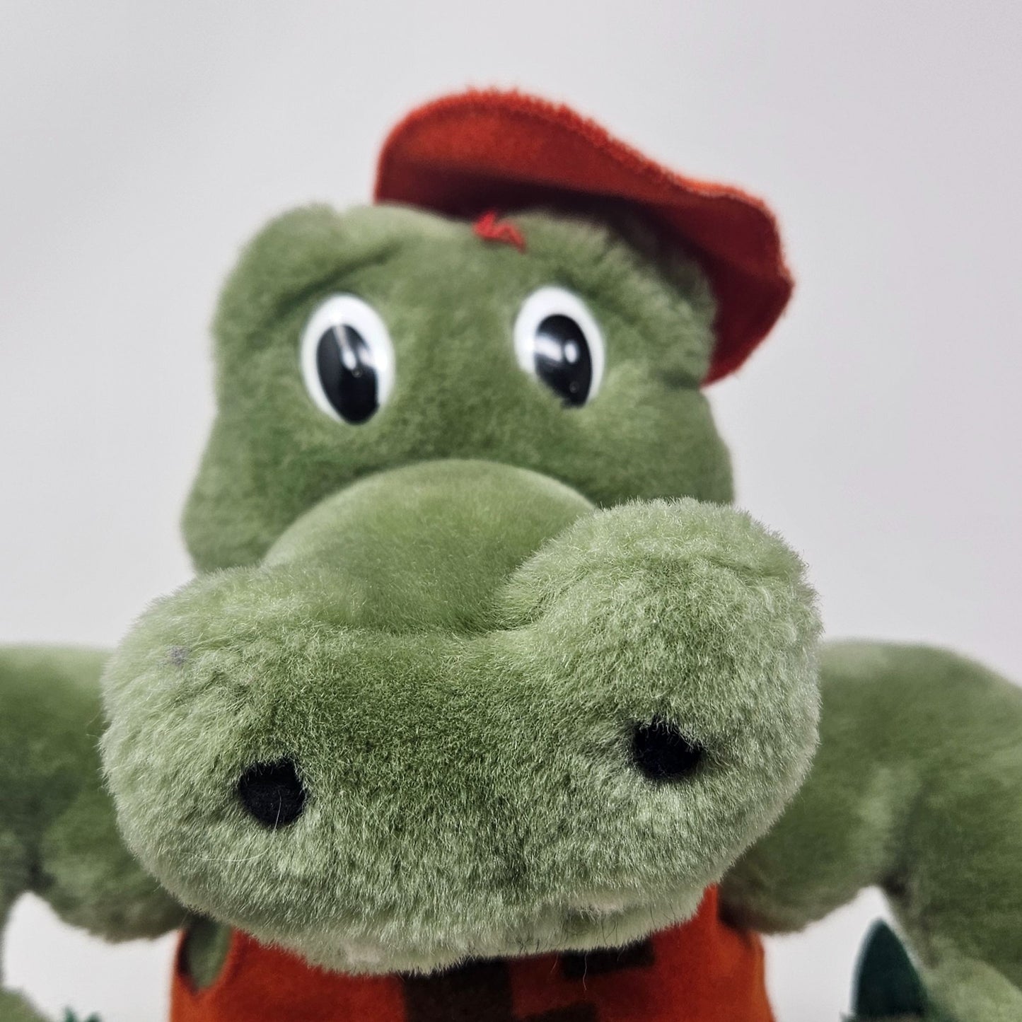 Vintage 1983 Dakin UF FLorida Gators Mascot Albert 10 inch Plush Collectible Toy