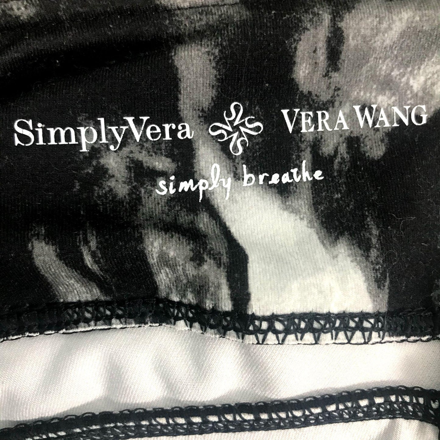 Simply Vera Vera Wang M Full Length Yoga Pants Black White Marble Print Workout