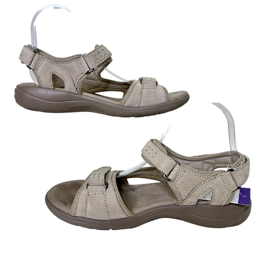 Clarks Womens 9.5 Morse Tour Sporty Sandal Beige Pig Skin Suede Hook Loop Straps