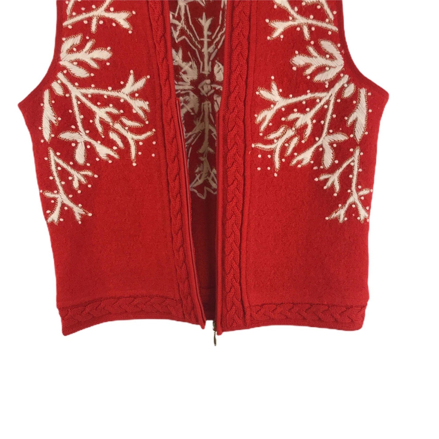 Coldwater Creek M Christmas Sweater Vest Red Snowflake Needlepoint Zip Front