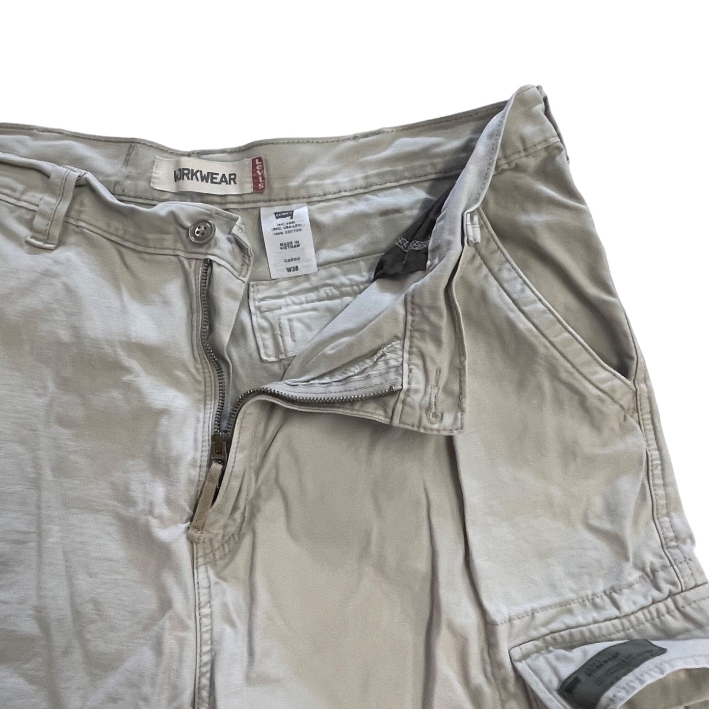 Levis Workwear Mens 36 Tan Khaki Beige Cargo Shorts Pockets Casual Loose Utility