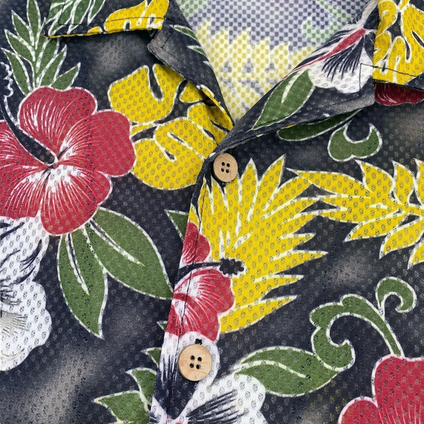 Vtg ODO Hawaiian Shirt XL Mesh Coconut Buttons 90s y2K Resort Cruise Beach Wear