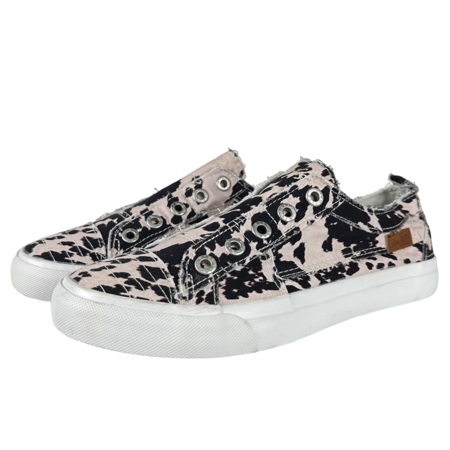 NWOB Blowfish Malibu Womens 9 Black White Cow Print Canvas Slip On Sneaker