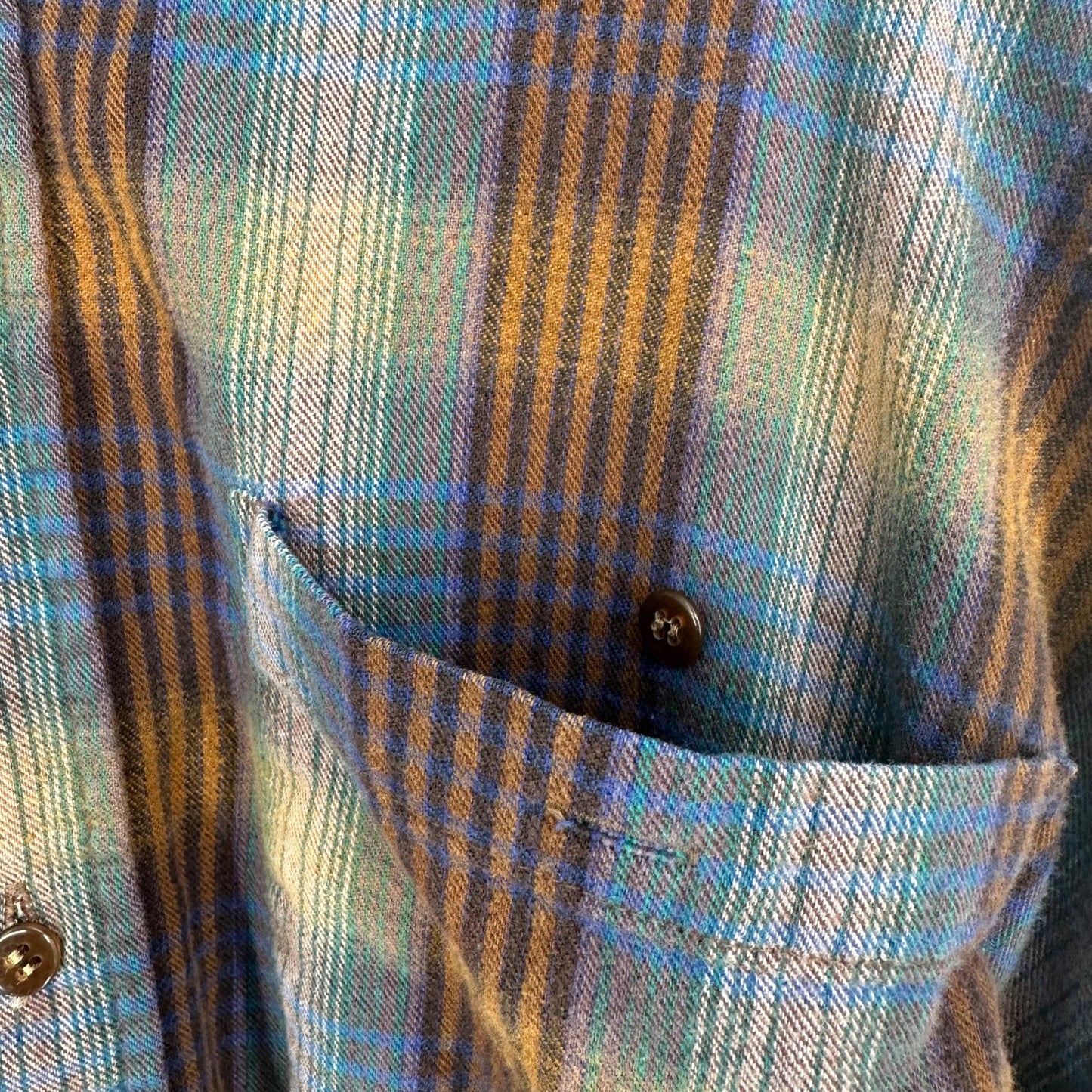 Woolrich XL Long Sleeve Light Flannel Button Front Blue Brown Plaid Front Pocket