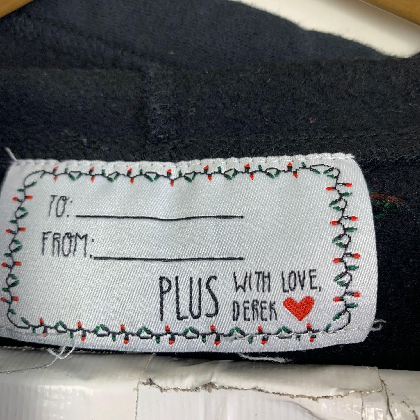 Christmas  Sweatshirt Hoodie Cozy Holiday Glam Novelty 2X "U've Got Snow Chance"