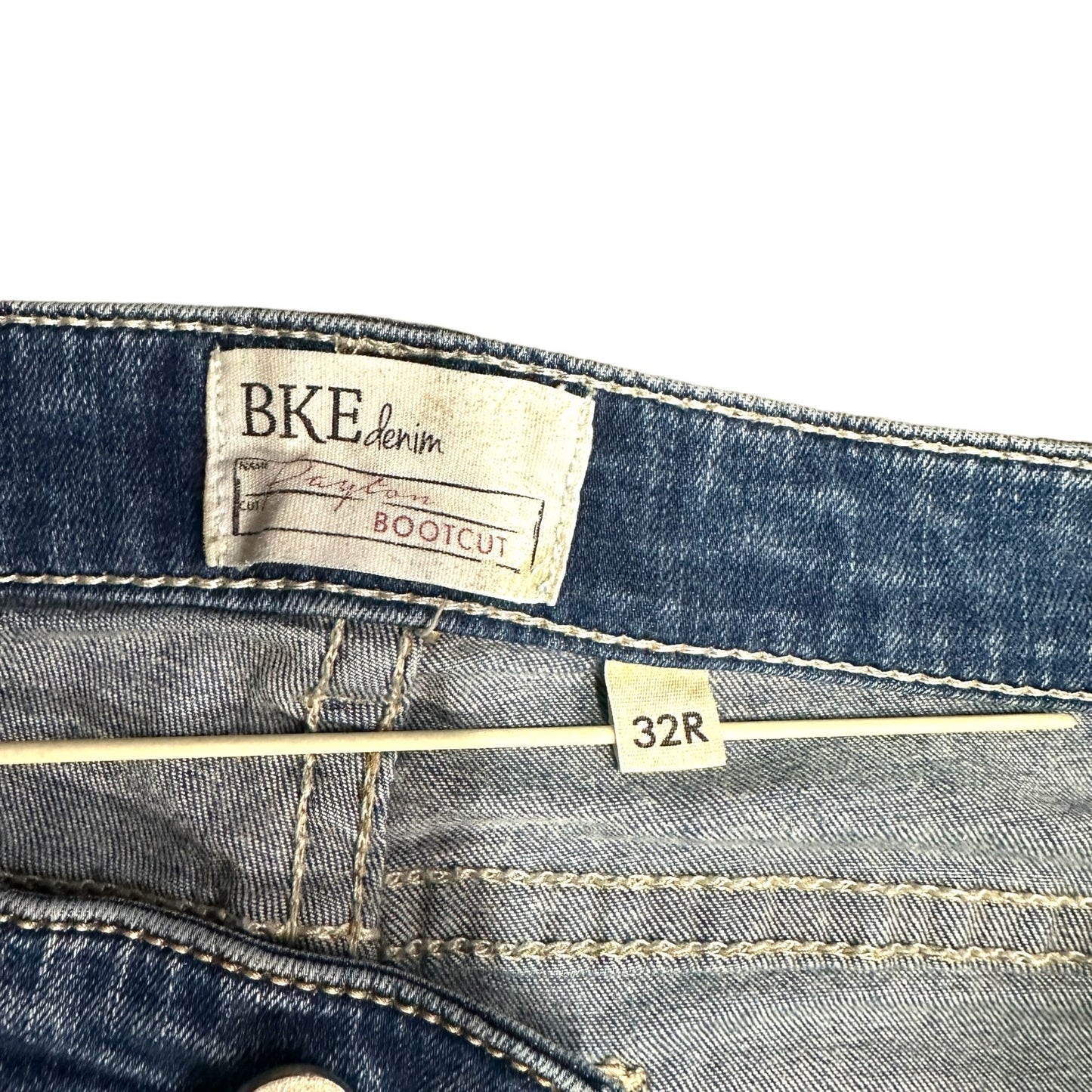 BKE Payton Blue Jeans Womens 32R Bootcut Thick Stitch Stretch Distressed Denim