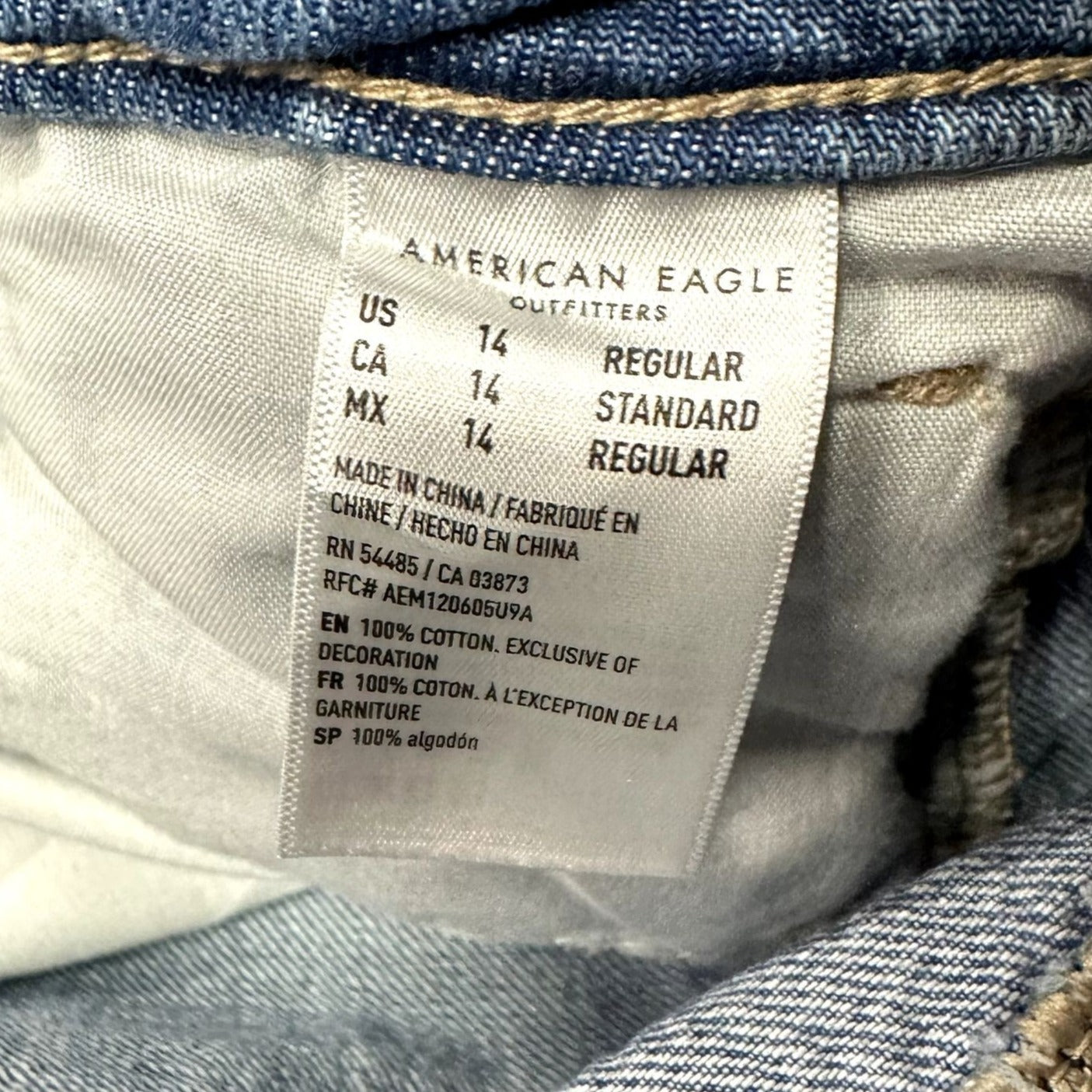 American Eagle Womens 14 Reg Mom Straight Jean Ripped Distressed Plaid Accent