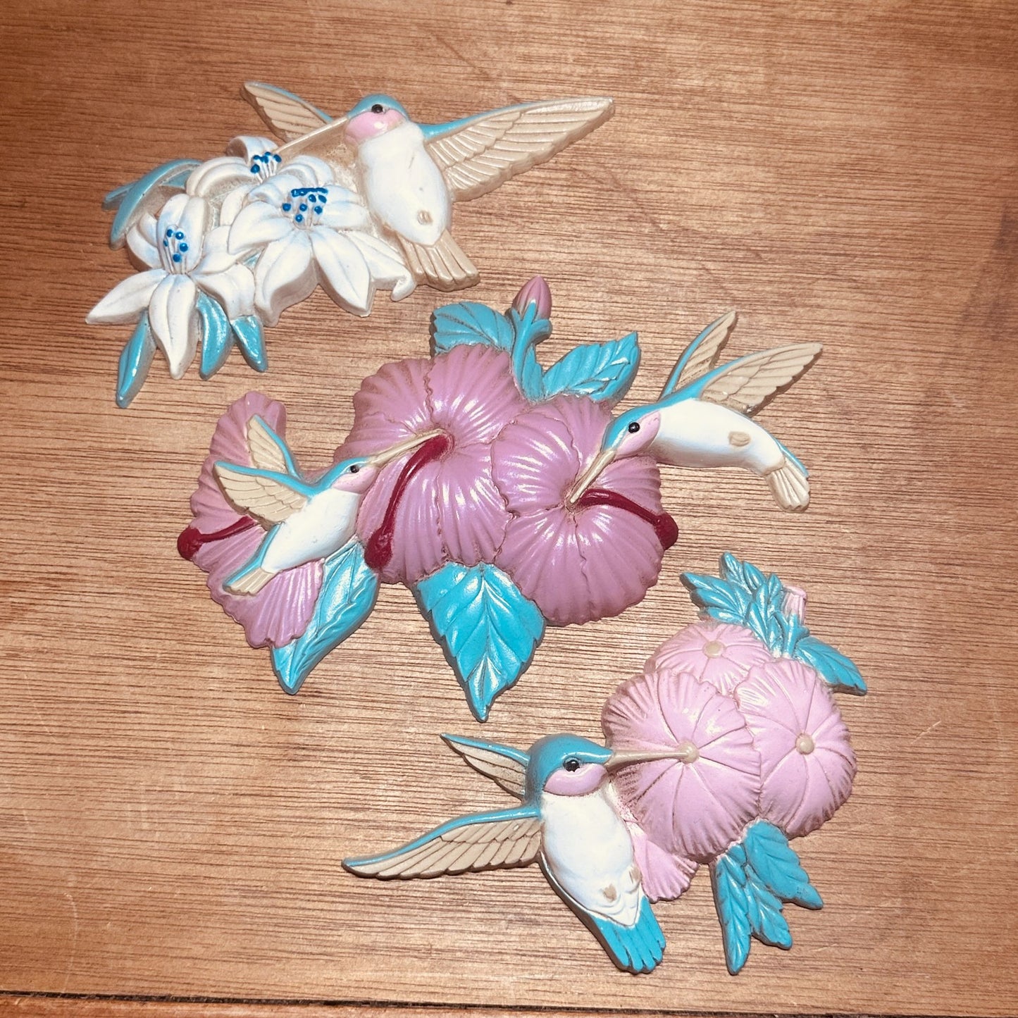 Vtg 1993 Burwood Productions set of 3 Hummingbird Flower Wall Plaques