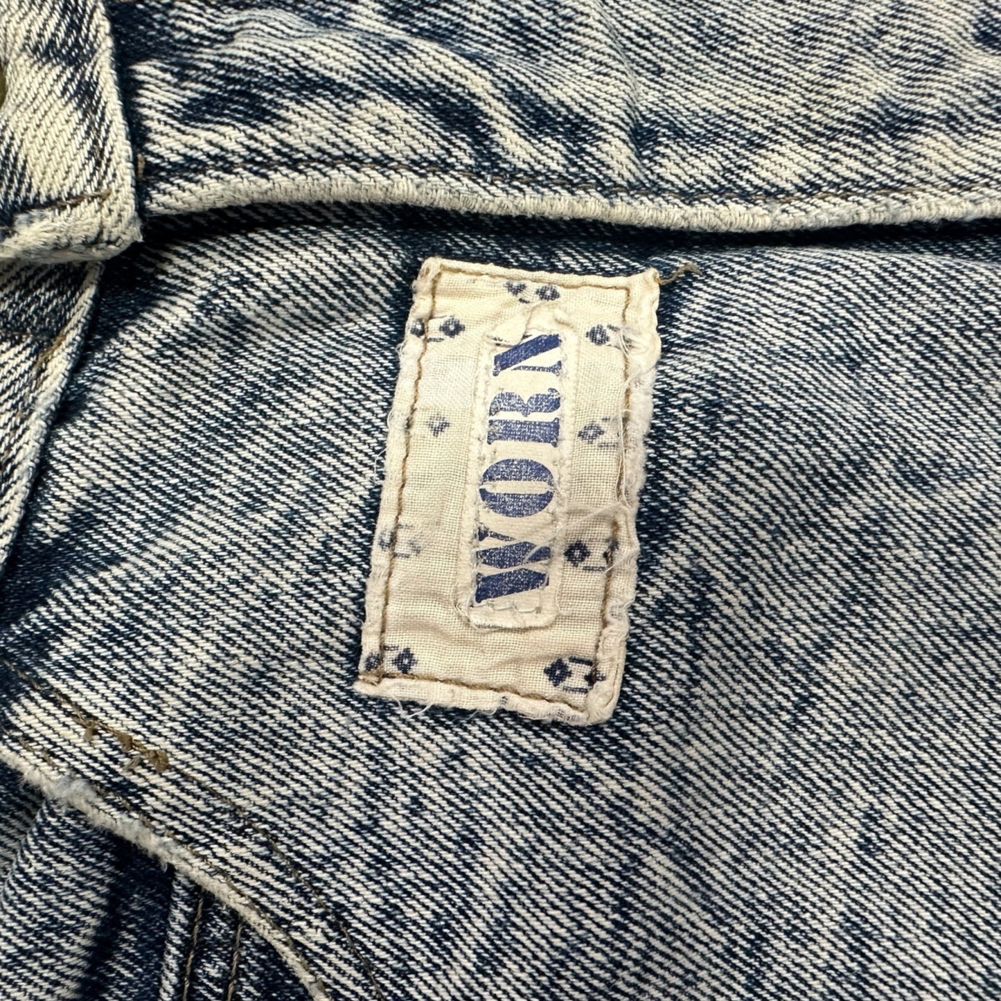 Vintage Y2K Beverly Hills Womens 7 Worn High Rise Straight Cuff Jean Shorts Acid